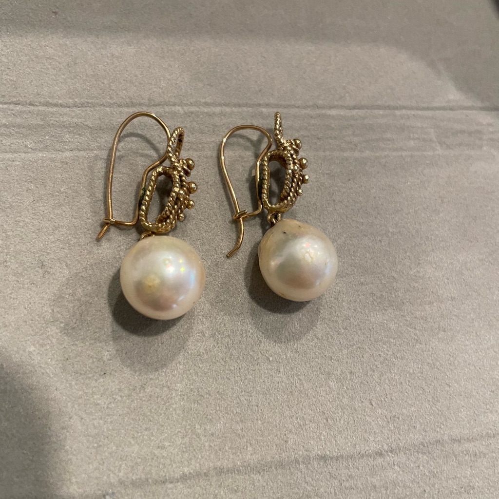 Vintage 14 Karat Gold Earrings Elegant Pearl Drop Pierced ,Chic,Coastal Elegance